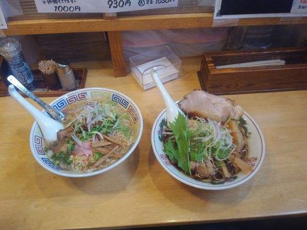 「黒醤油　右」@麺屋 信成の写真