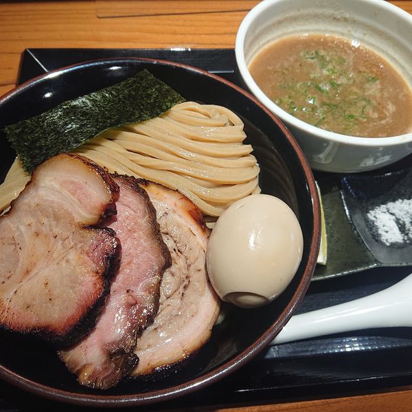 「チャーシューつけ蕎麦(並)1400円、味玉100円」@中華蕎麦 ひら井の写真