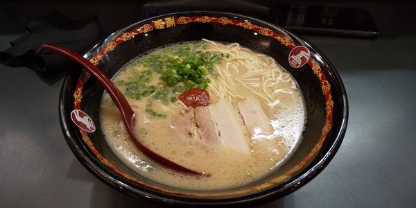 「屋台ラーメン」@茨城豚骨 とんこつ家 高菜の写真