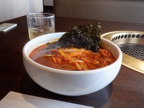 「元祖カルビラーメン　ハーフサイズ」@焼肉名菜 福寿 ミウイ橋本店の写真
