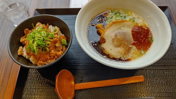 「極てんがらラーメン(焼豚丼)」@てんがらラーメン 前橋天川大島店の写真