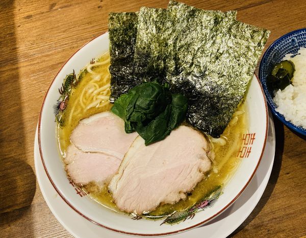 「【限定】とんこつ しょうゆ らぁめん＋おかわり放題ライス付」@麺屋58の写真