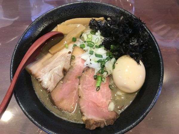 「濃厚味玉煮干」@麺屋 照の坊の写真