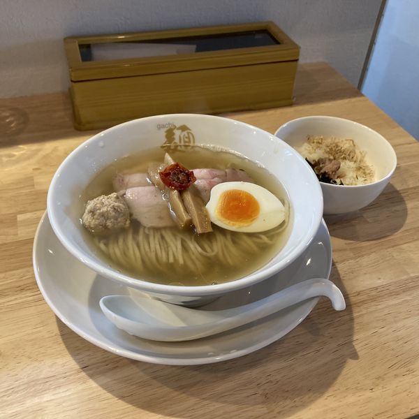 「特製塩そば」@二代目ガチ麺道場の写真