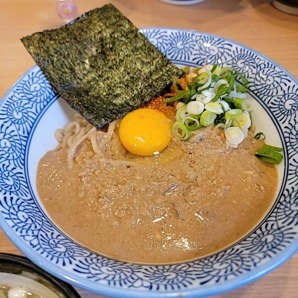 「【期間限定】かまたまつけそば200gひと口ごはん特製」@中華そば専門 とんちぼの写真