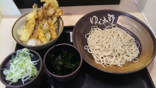 「ミニ海老舞茸天丼セット、三陸わかめ(クーポン)」@ゆで太郎 谷田部店の写真