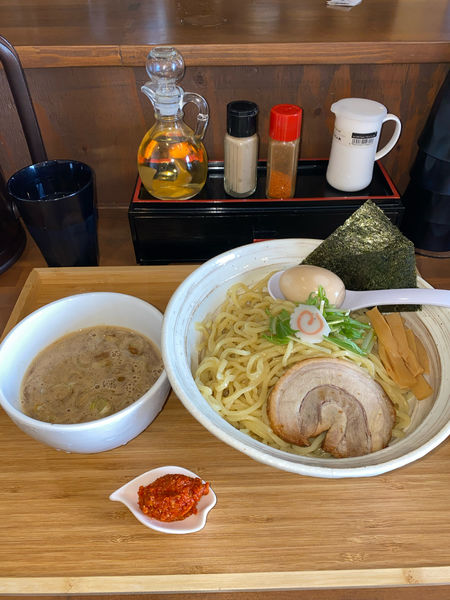 「和出汁薫る魚介豚骨つけ麺大盛煮玉子辛味唐辛子¥1,150円」@らぁめん 麺彩家の写真