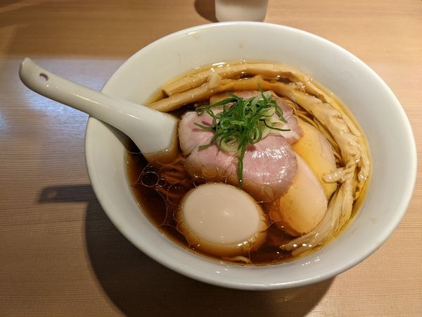 「特製醤油1000円」@らぁ麺 はやし田 新宿本店の写真