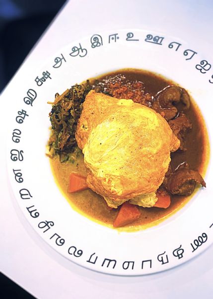 「ワンプレート・スリランカ・カレー　1430円」@スパイシービストロ タップロボーン 神保町店の写真