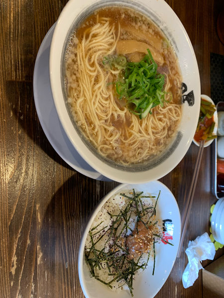 「サービスランチ麺大盛り　600円」@新・和歌山らーめん ばり嗎 福山駅家店の写真