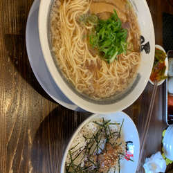 サービスランチ麺大盛り　600円