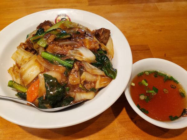 「牛腩盖炒飯」@翠葉 本店の写真