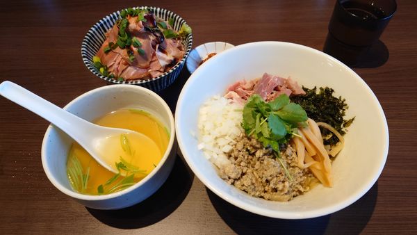 「【限定】牡蠣味噌油そば 850円+チャーシュー丼 450円」@寿製麺よしかわ 坂戸店の写真