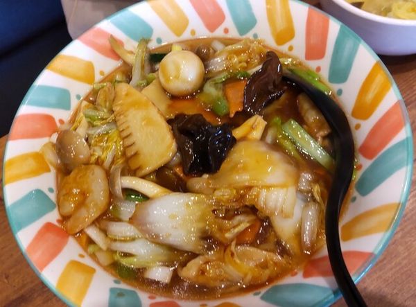 「五目あんかけラーメン880円」@中華美食屋 山形店の写真