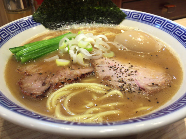 「味玉醤油ラーメン」@麺屋二代目 弘の写真