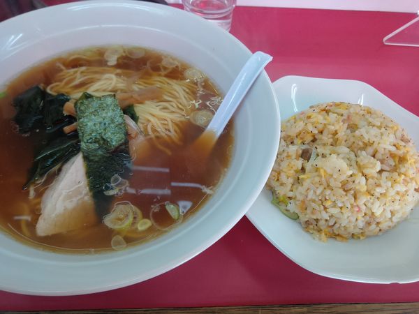 「半チャンラーメン 750円」@とんとんラーメンの写真