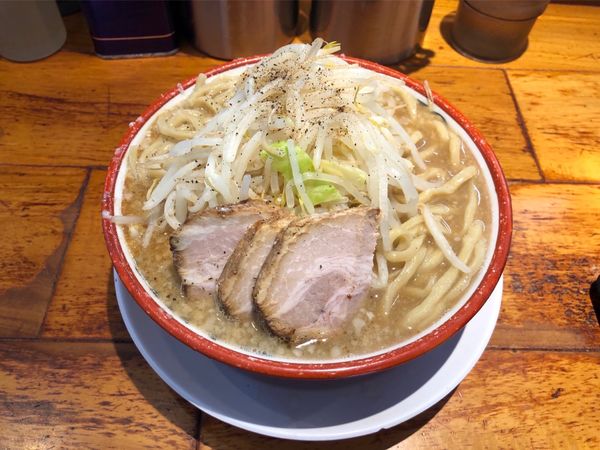 「ラーメン」@らーめん バリ男 新橋本店の写真