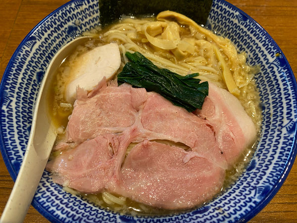 「背脂中華そば」@麺屋 旧月の写真