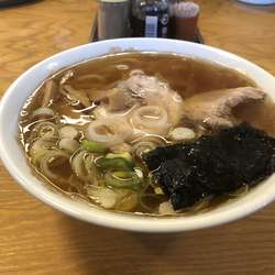 cセット（ラーメン大盛り、半チャーシュー丼）