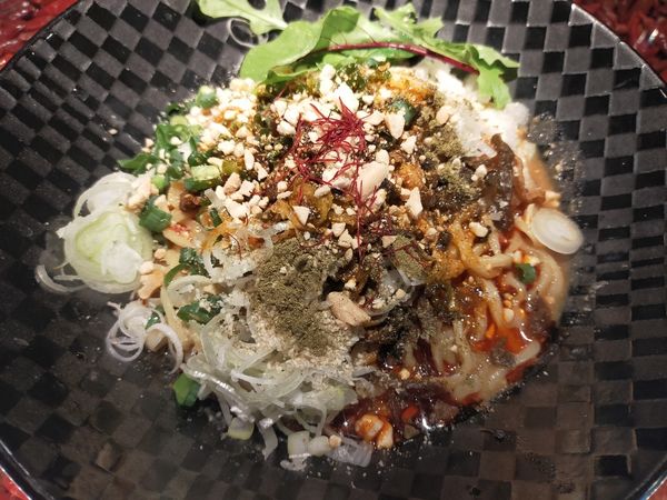 「汁無し担々麺」@四川担々麺 ななつぼし 新橋店の写真