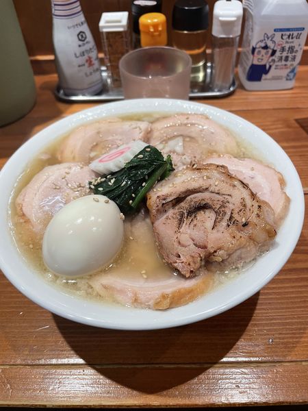 「【限定】背脂白湯チャーシュー麺」@麺屋 真心の写真