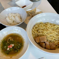 Bセット（つけ麺、焼き餃子、甘味、半ライス）