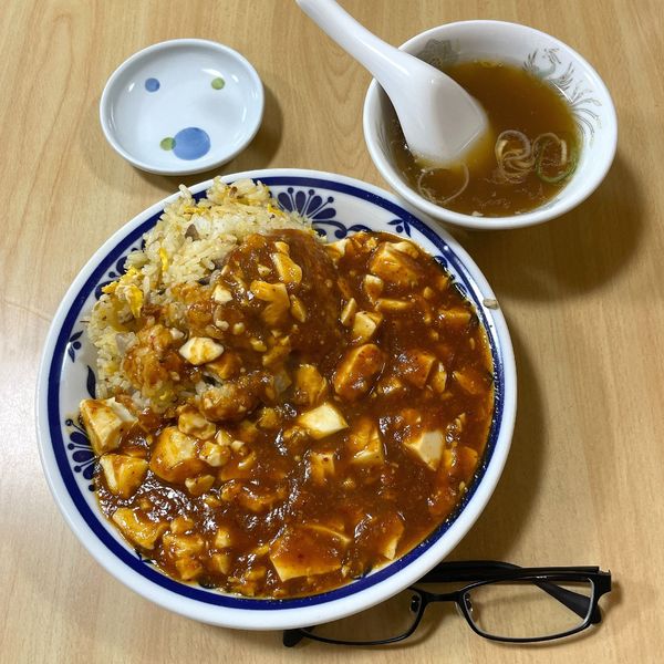 「麻婆チャーハン」@中華料理 やまだの写真