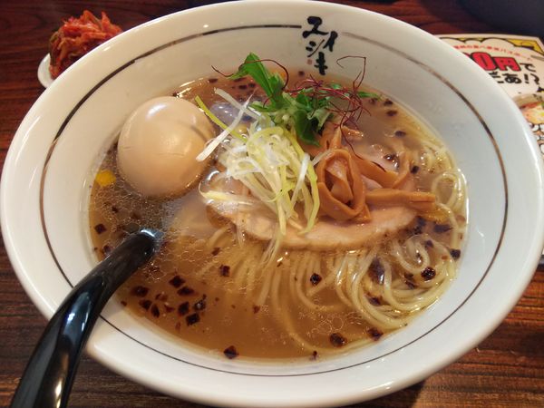 「塩そば　＋味玉：サービス　※クーポンで５００円」@塩そば専門 ユイシキの写真