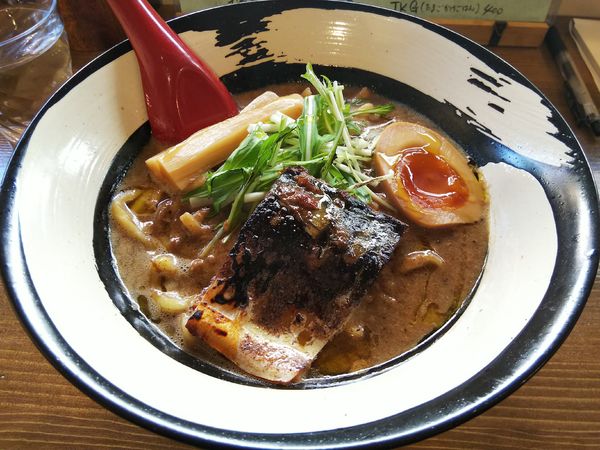 「黒　（こってり）」@さばね 伊那店の写真