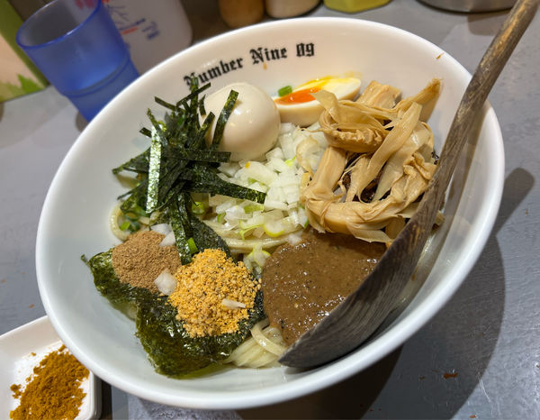 「まぜそば」@麺Dining Number Nine 09の写真