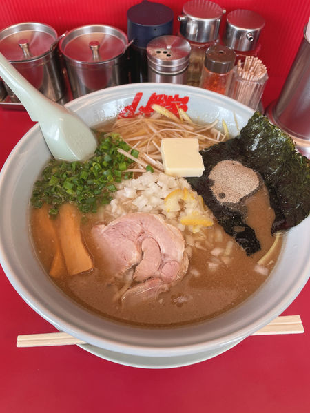 「期間限定　煮干しラーメン」@ラーメン山岡家 水戸南店の写真