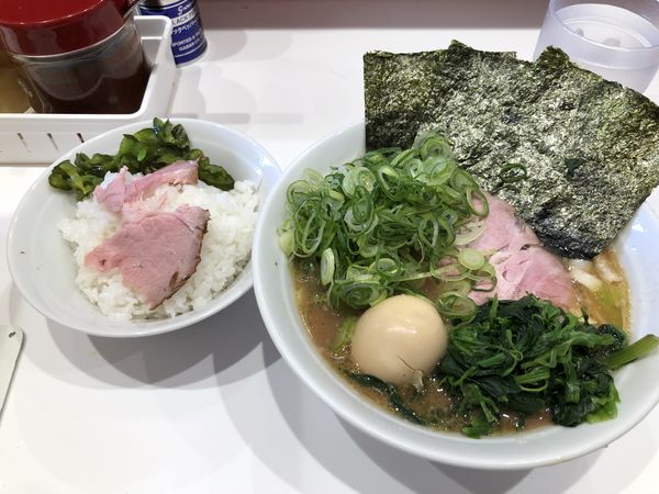 「らーめん　並　九条ネギ」@ラーメン 三浦家の写真