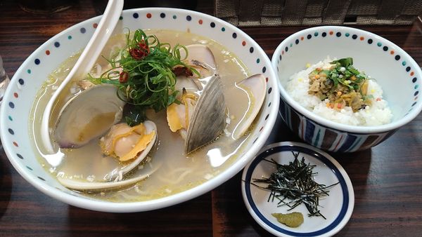「【限定】わたる世間は蛤ばかりな潮ら〜麺¥1400+プチ茶漬」@らー麺 あけどやの写真