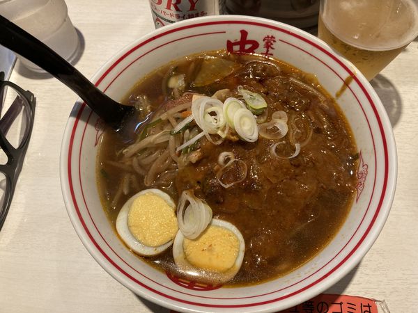 「醤油インドラーメン」@蒙古タンメン 中本 新宿店の写真