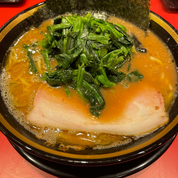「ラーメン　ほうれん草」@環2家 川崎店の写真