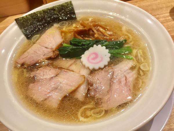 「塩半チャーシューメン【880円】」@長岡食堂 横浜西口店の写真