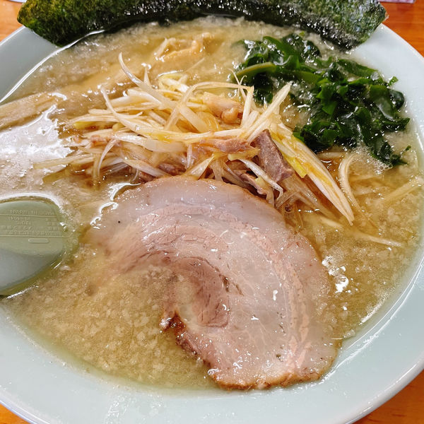 「正油ネギラーメン（半麺）800円 半ライス」@ラーメンショップ 足利50号店の写真