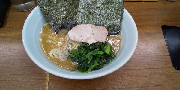 「ラーメン」@横浜ラーメン 武蔵家 北千住店の写真