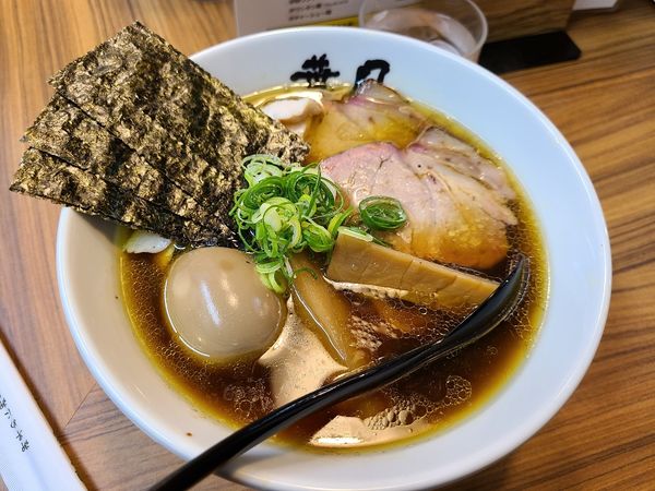 「醤油特らぁめん」@らぁめん 葉月の写真