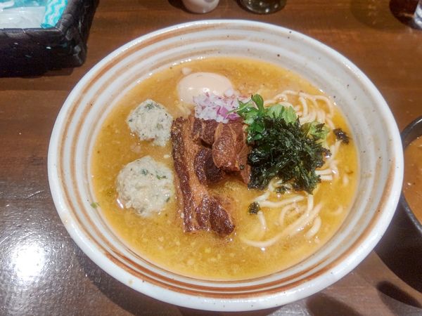 「特製エビ味噌ラーメン(並盛・140g)1,100円」@昼ラーメン夜ちゃんこ酒場 紅丸の写真