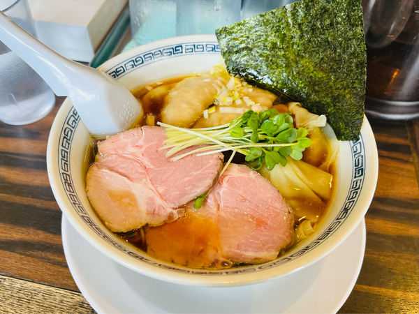 「ワンタンメン」@稲荷屋の写真