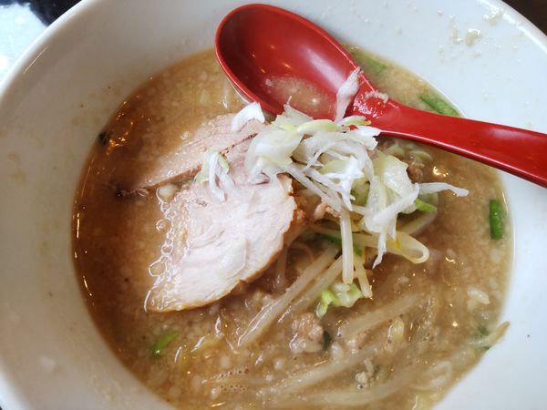 「なまらみそらーめん（背油増し）」@北海道らーめん なまら 阿見店の写真