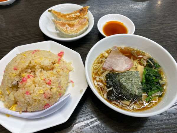 「Aセット + 2個餃子」@東京亭 昭島店の写真