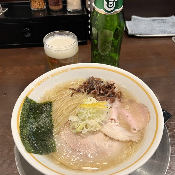 「黒豚塩らぁ麺+ボトルビール」@麺屋 さすけ 菊川店の写真