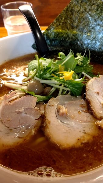 「特製ラーメン（760円税込）」@くりやらーめんの写真