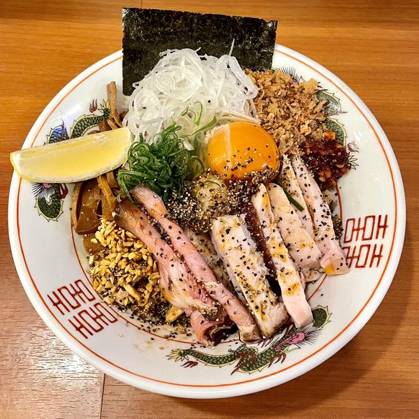 「まぜそば￥900＋名古屋コーチン生玉子￥100」@自家製手もみ麺 鈴ノ木の写真