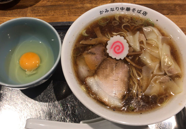 「ワンタンメン（930円）」@かみなり中華そば店の写真