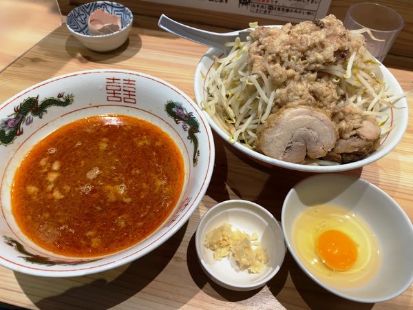 「つけ麺大＋アブラ＋生卵」@眞久中の写真
