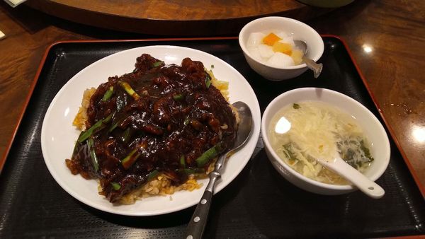 「ステーキチャーハン ￥850」@魯園菜館 砧店の写真