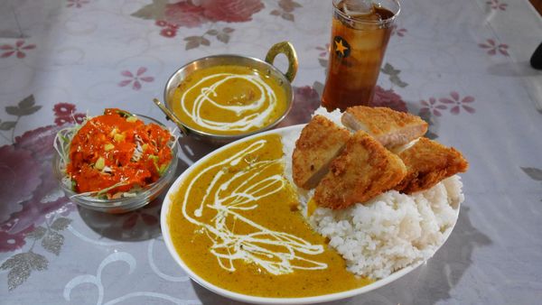 「カツカレープレート ￥1050」@インド・アジアンレストラン ニムタの写真